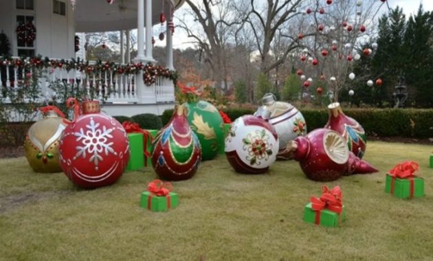 Front Yard Christmas Decor Festive Ideas