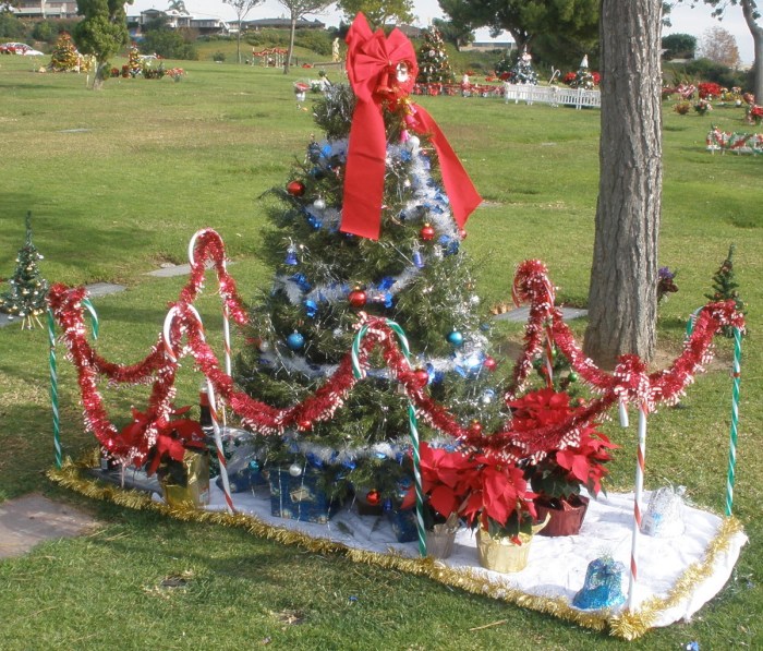 Christmas decor for gravesite