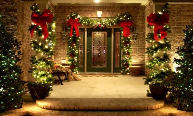 Outside Decor for Christmas Ideas & Inspiration