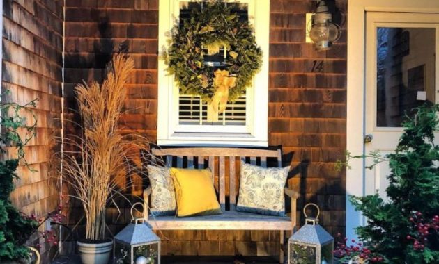 Outdoor Porch Christmas Decor Ideas