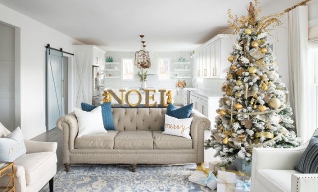 Christmas Decor Blue and White Elegance